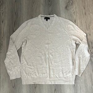 Banana Republic Men's Gray Knitted Sweater Size L